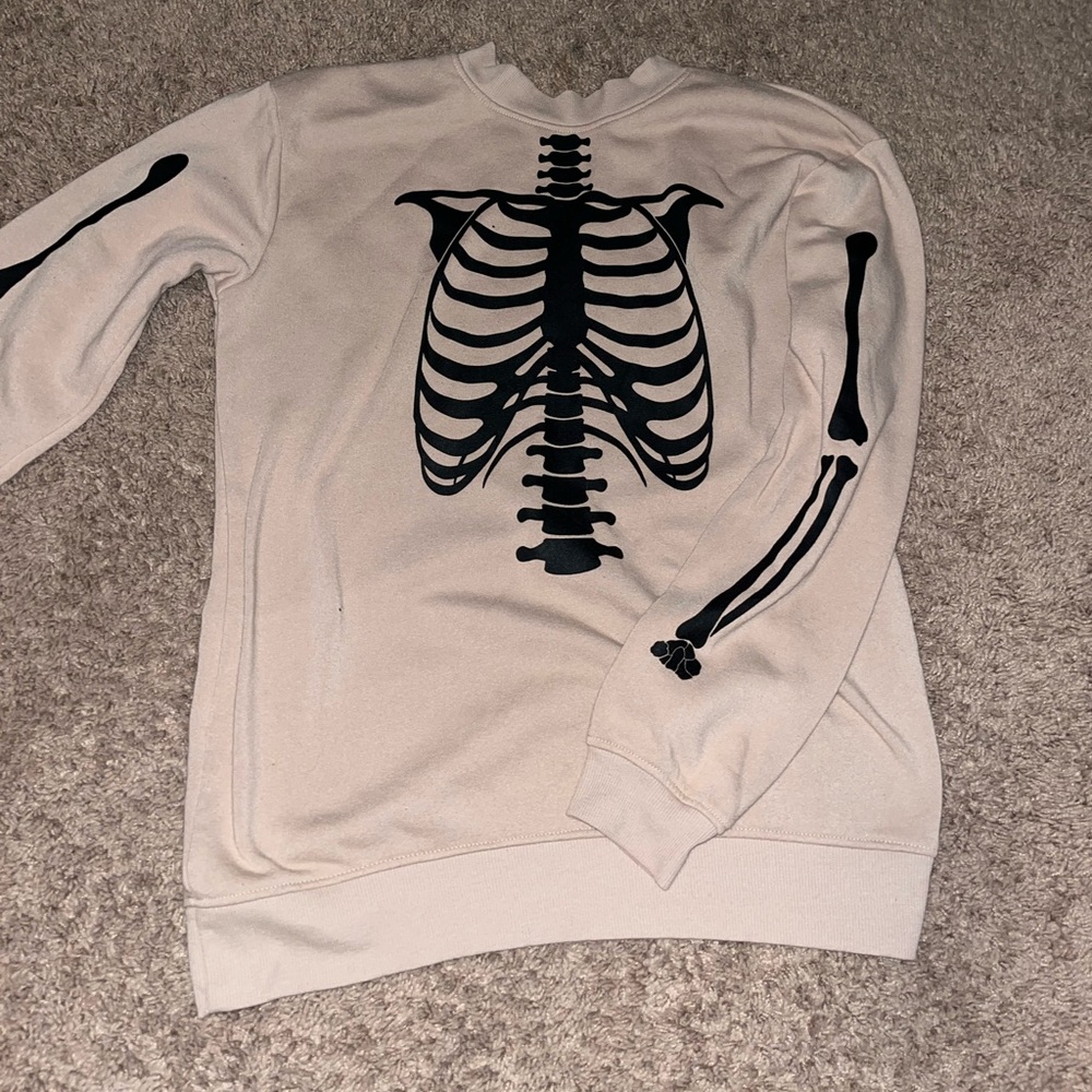 Oversized skeleton crew neck